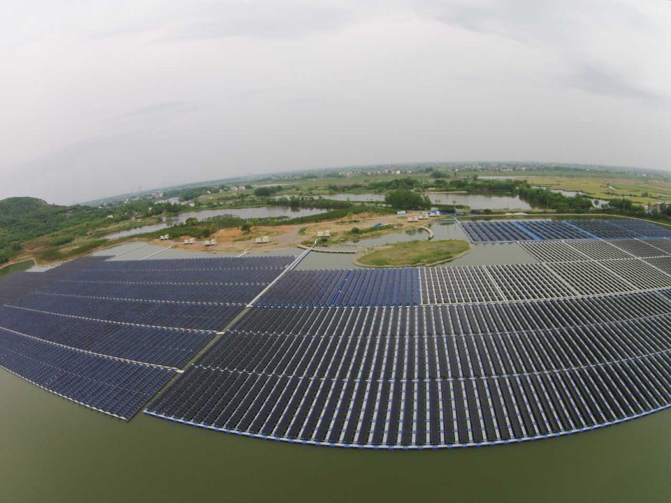 Xinyi sanshan 8.5MWp floating photovoltaic power station